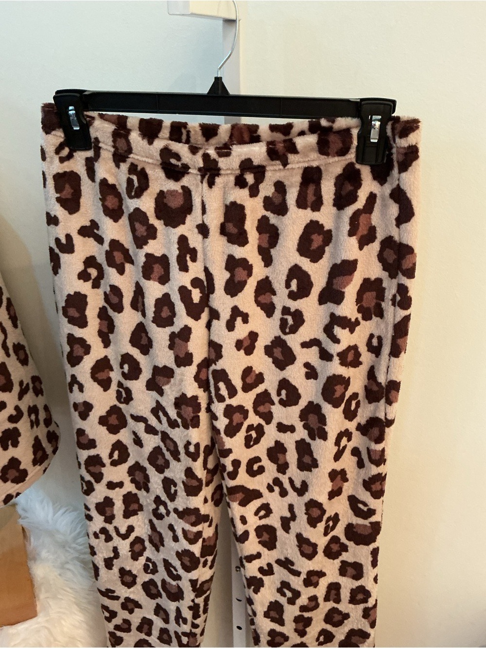 Joyspun Leopard Print Plush Fleece Pajama Lounge Set Size Small (4-6) Cozy Soft - Picture 13 of 14